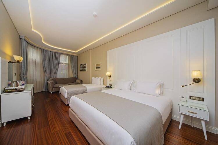 Ada Karakoy Hotel
