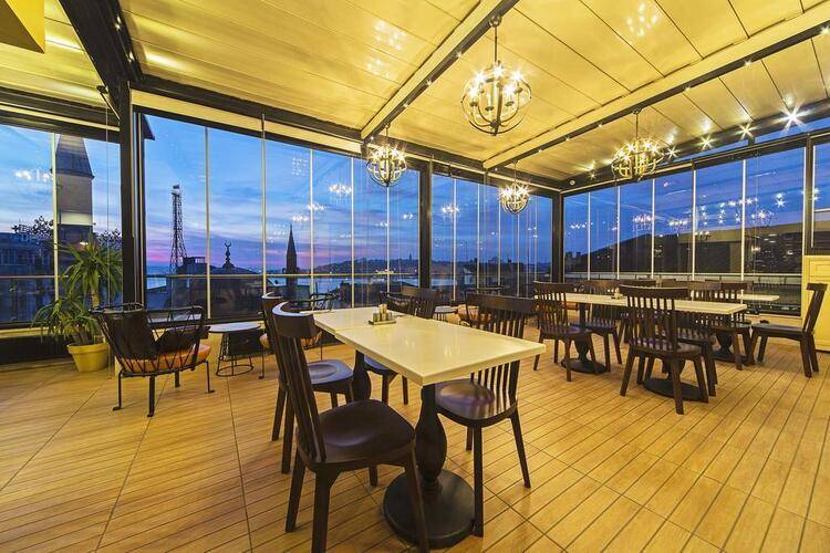 Ada Karakoy Hotel