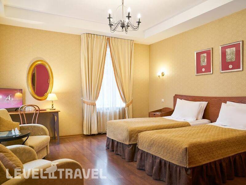 Фотография Отель Адмиралтейская