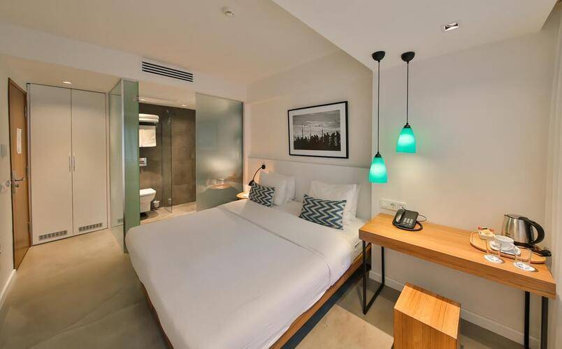Alilass Hotel