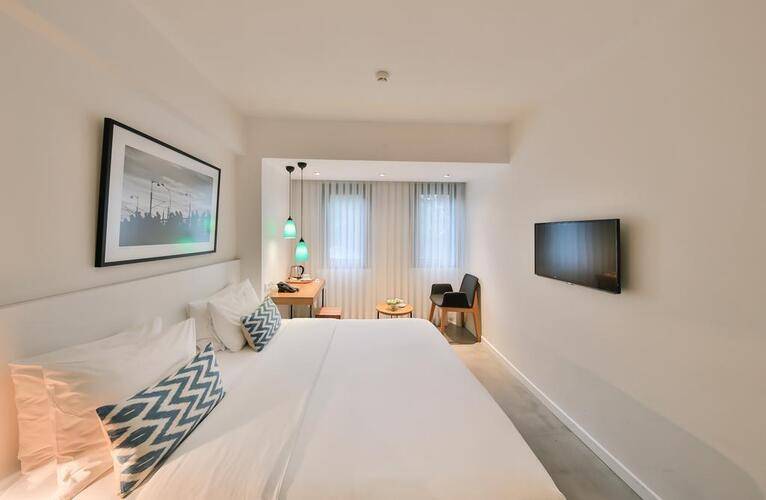 Alilass Hotel