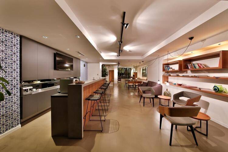 Alilass Hotel