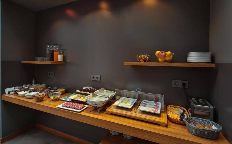 Alilass Hotel