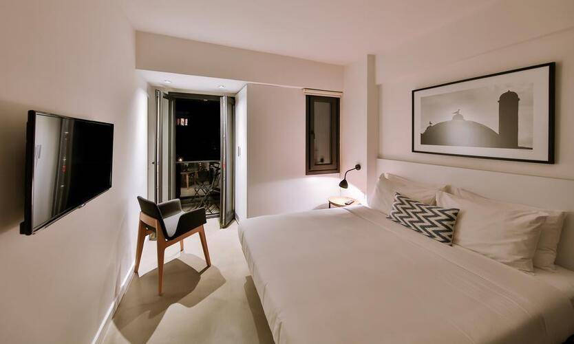 Alilass Hotel