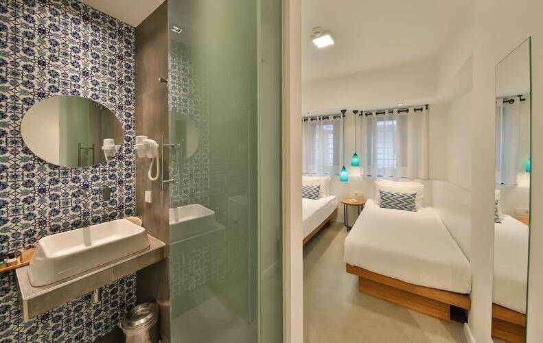 Alilass Hotel