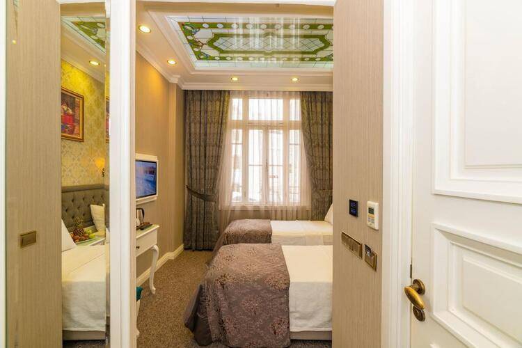 Alpek Hotel