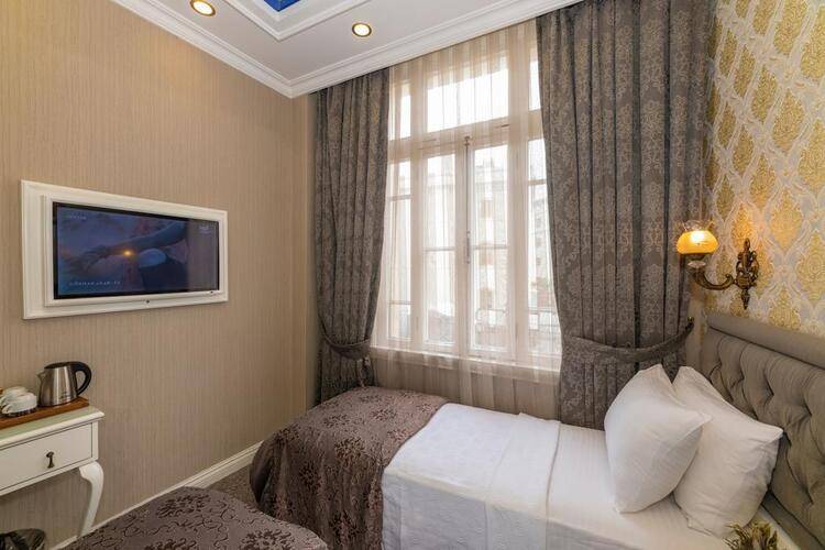 Alpek Hotel