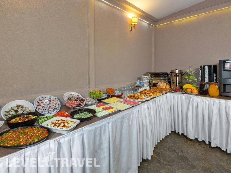 Фотография Aristocrat Hotel