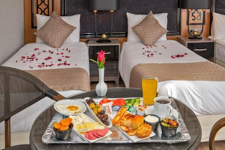 Aristocrat Hotel