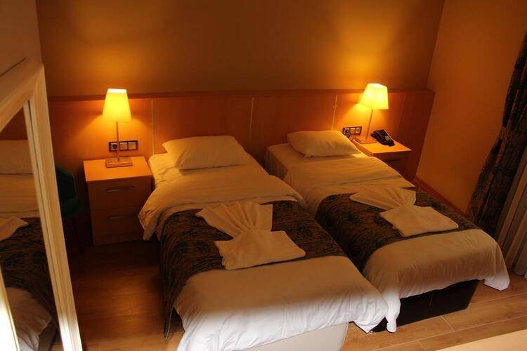 Artika Hotel