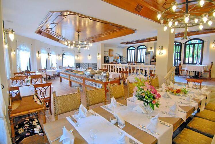 Aspen Boutique Hotel