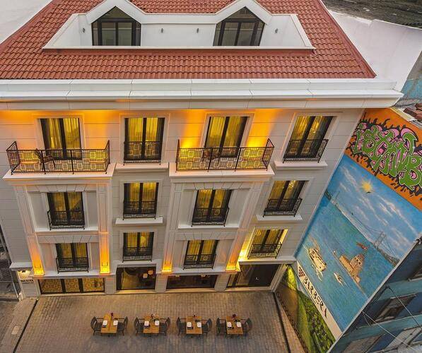 Barbera Hotel