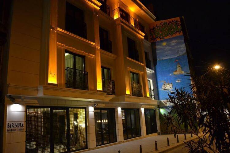 Barbera Hotel