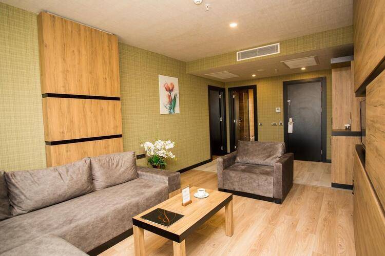 Sky Business Hotel