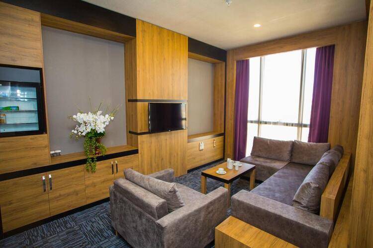 Sky Business Hotel