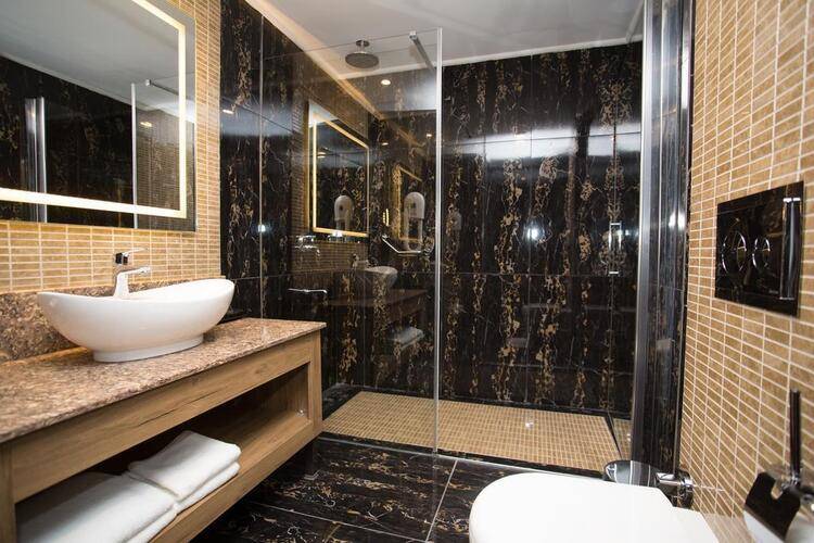 Sky Business Hotel