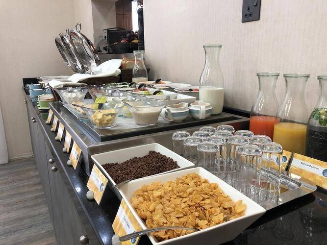 Time Express Hotel Al Khan Sharjah