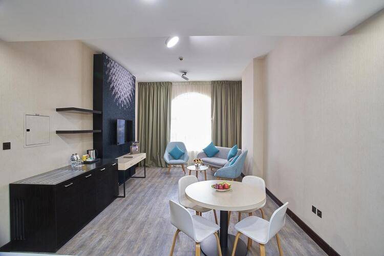 Time Express Hotel Al Khan Sharjah