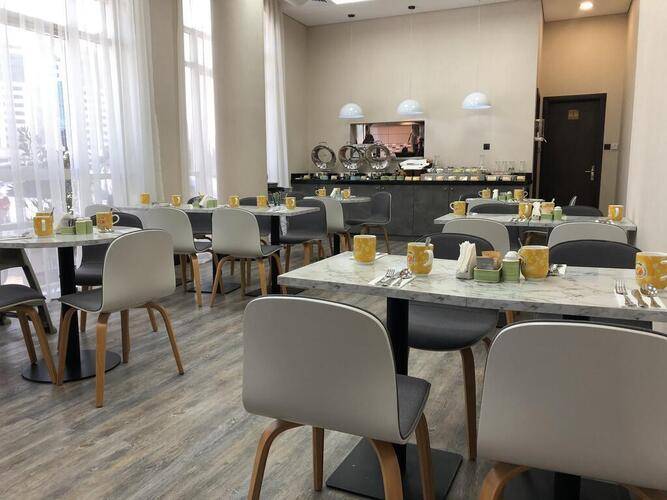 Time Express Hotel Al Khan Sharjah
