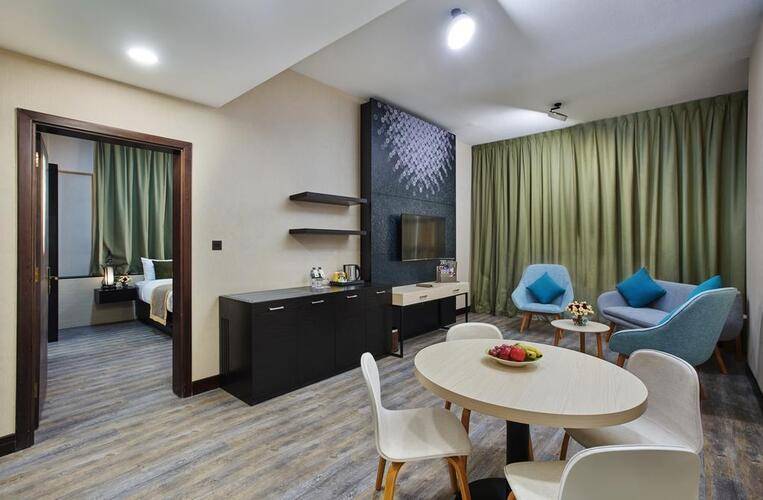 Time Express Hotel Al Khan Sharjah