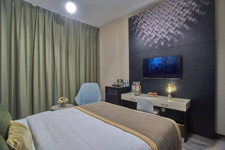 Time Express Hotel Al Khan Sharjah