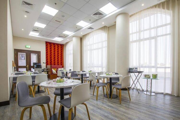 Time Express Hotel Al Khan Sharjah