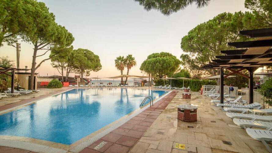 Seaside Beach Club