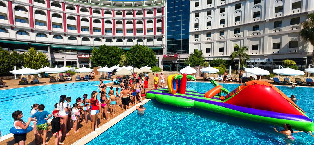 Grand Cortez Resort Hotel (Ex. Bayar Family Resort Hotel&Spa)