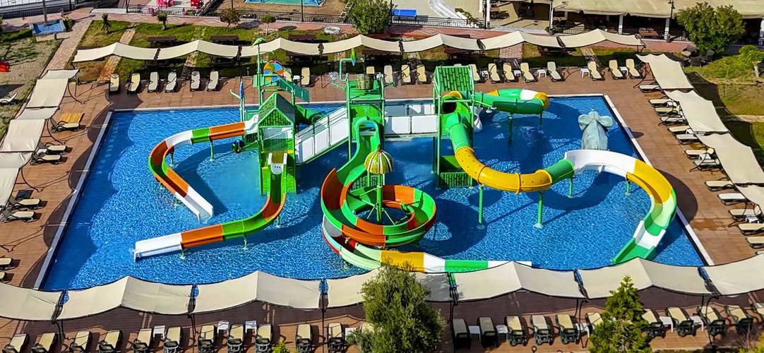 Grand Cortez Resort Hotel (Ex. Bayar Family Resort Hotel&Spa)