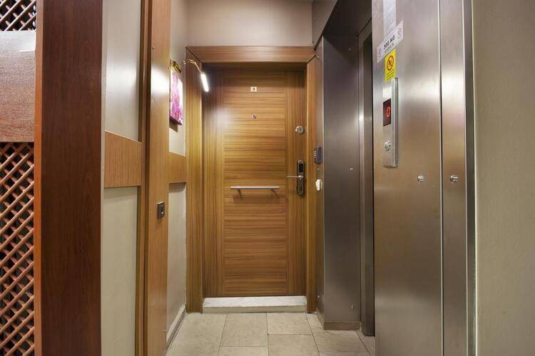Blueway Hotel & Residence