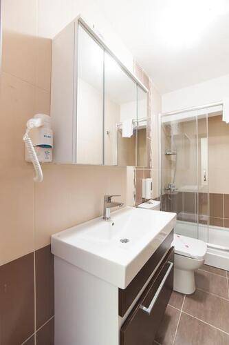 Blueway Hotel & Residence