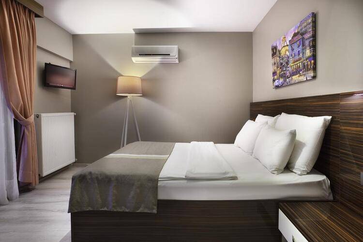 Blueway Hotel & Residence