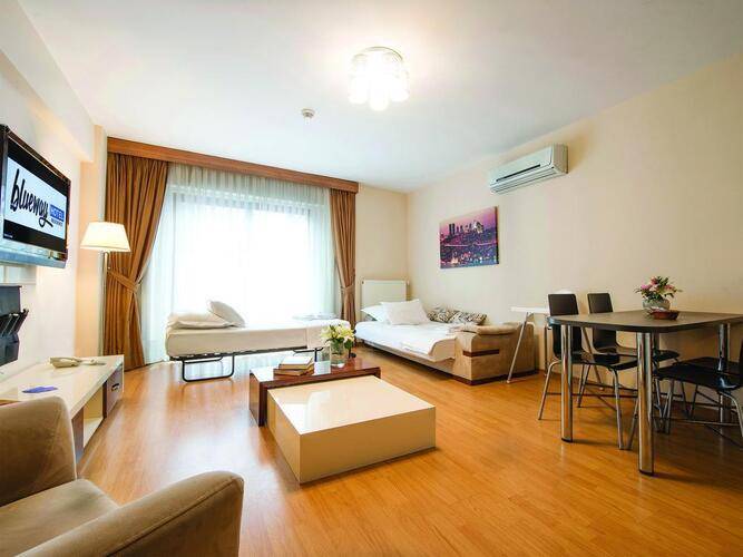 Blueway Hotel & Residence
