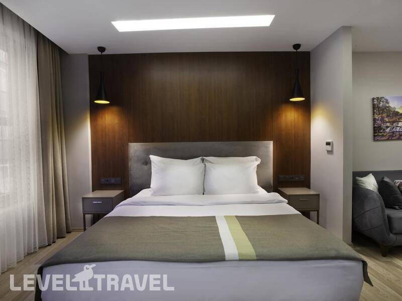 Фотография Blueway Hotel & Residence