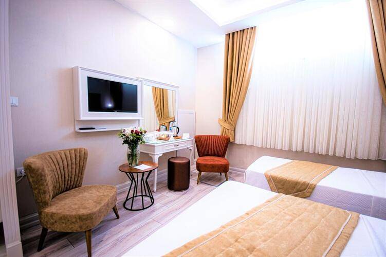 Boss Hotel
