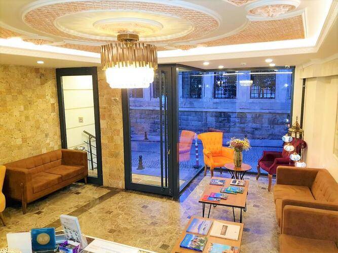 Boss Hotel