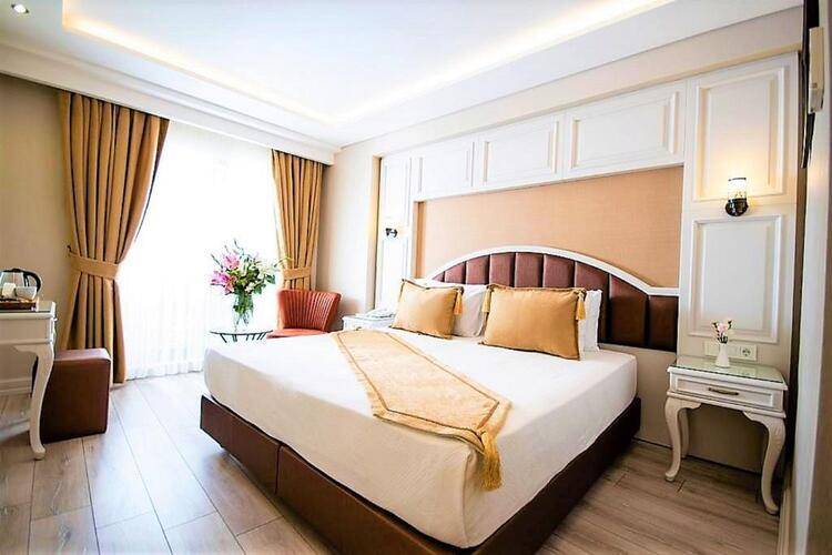 Boss Hotel