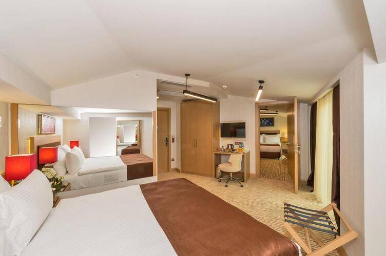 Boursier Hotel
