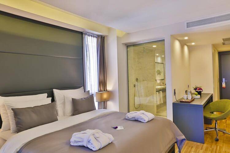 Business Life Hotel