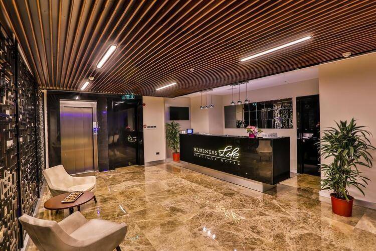 Business Life Hotel