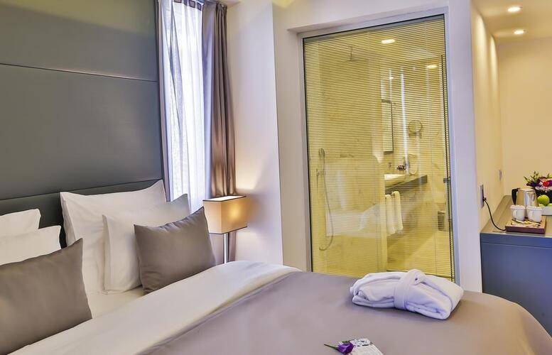 Business Life Hotel
