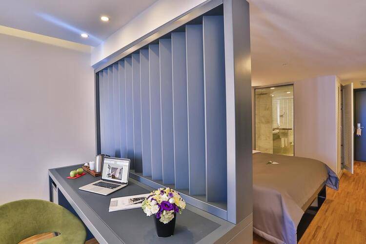 Business Life Hotel