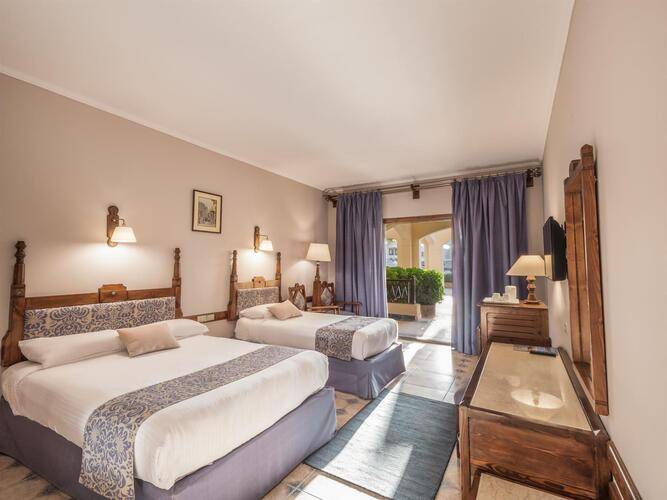 Sunny Days Resorts Spa & Aqua Park