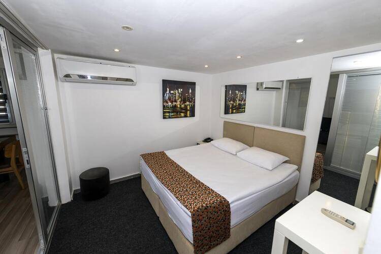Bguest Hotel