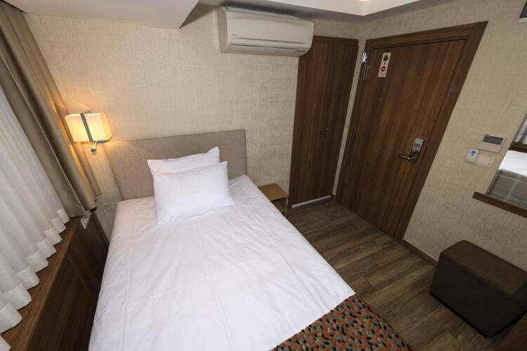 Bguest Hotel