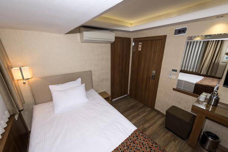 Bguest Hotel