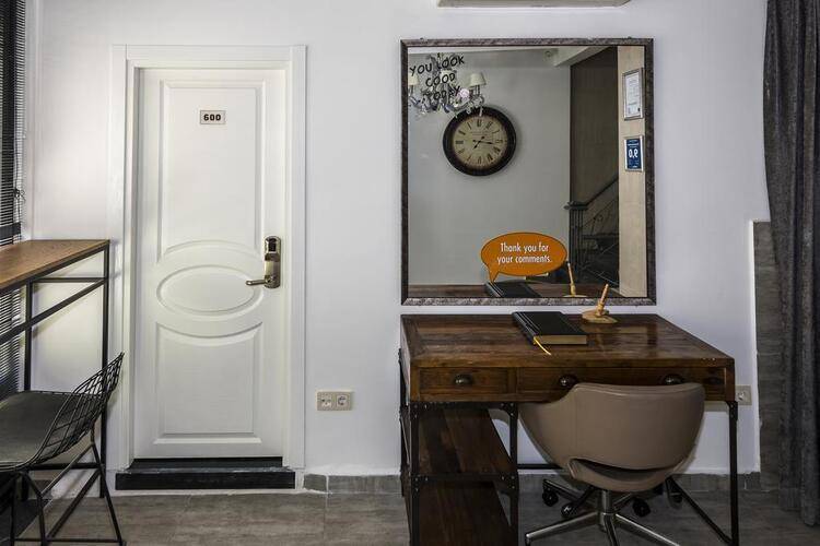 Bguest Hotel
