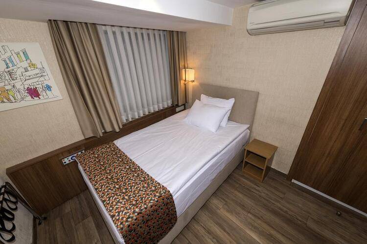 Bguest Hotel