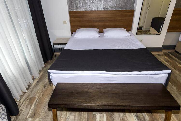 Bguest Hotel