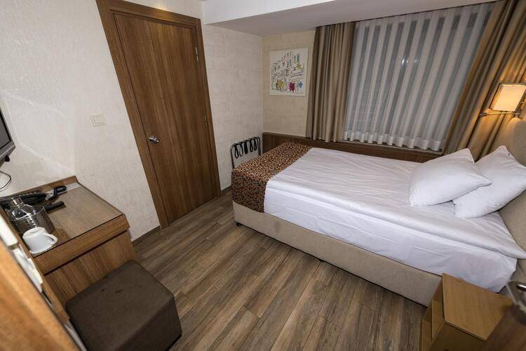 Bguest Hotel